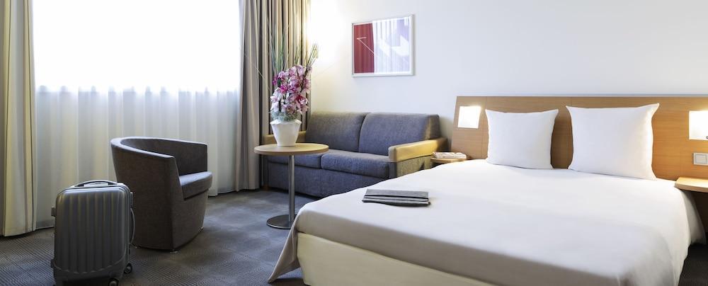 Novotel Frankfurt City Франкфурт-на-Майне Экстерьер фото
