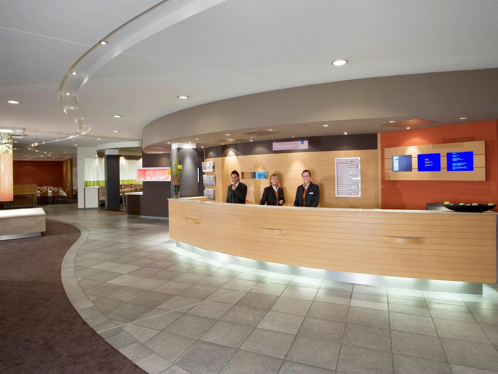 Novotel Frankfurt City Франкфурт-на-Майне Экстерьер фото