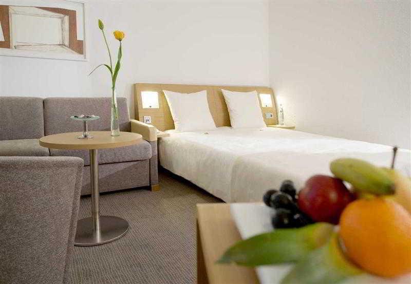 Novotel Frankfurt City Франкфурт-на-Майне Экстерьер фото
