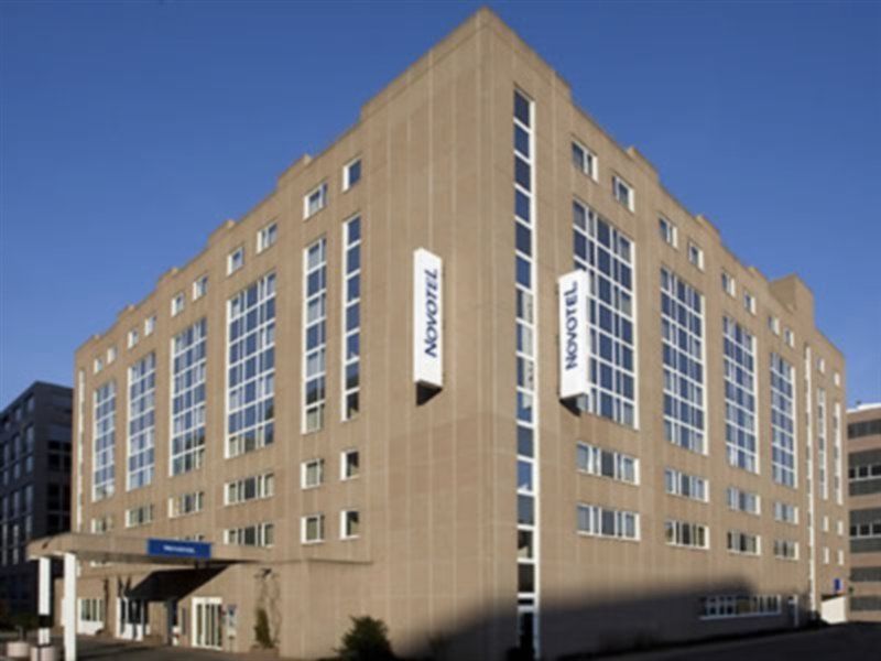 Novotel Frankfurt City Франкфурт-на-Майне Экстерьер фото