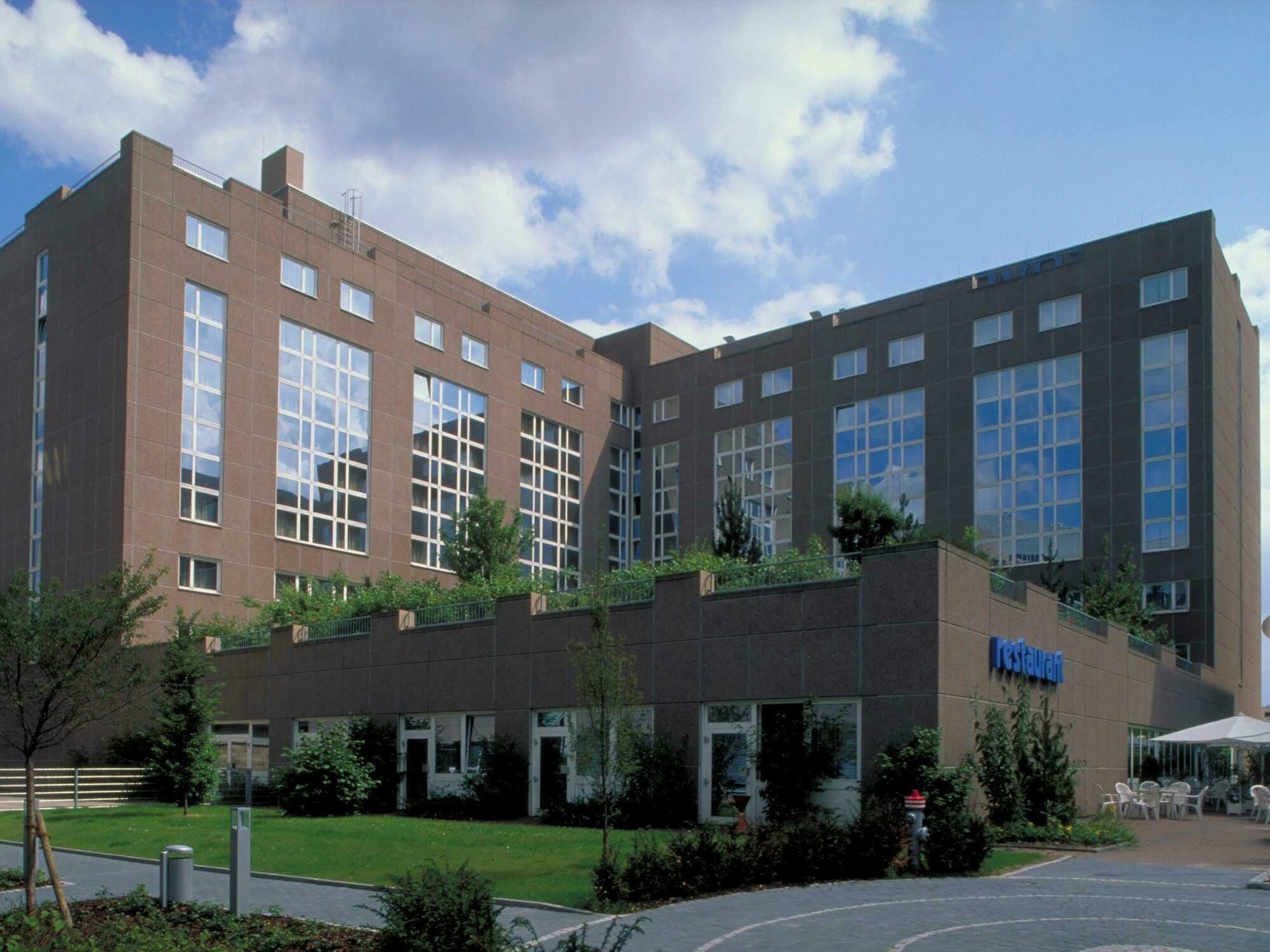 Novotel Frankfurt City Франкфурт-на-Майне Экстерьер фото
